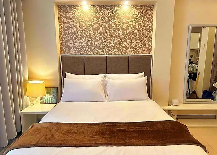 Cozy Corner Haven Near Venice Grand Canal Mall Отель Манила