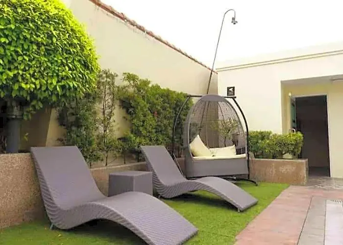 Cozy Corner Haven Near Venice Grand Canal Mall
